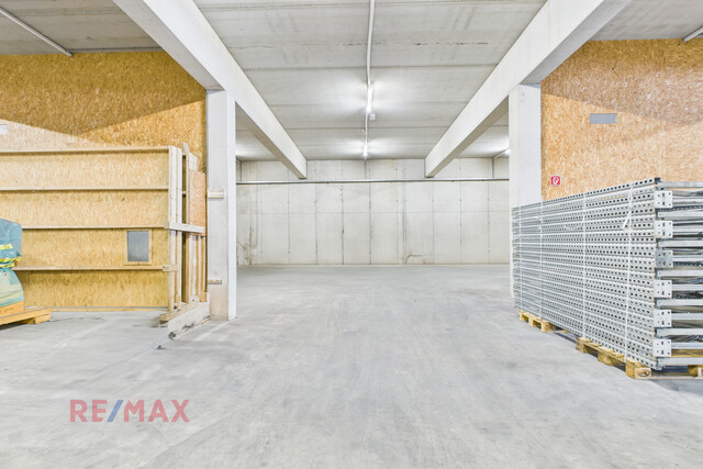 1.418 m² Lagerhalle – Direkt an der A14 gelegen, ideal für Ihre Logistik- und Lagerbedürfnisse