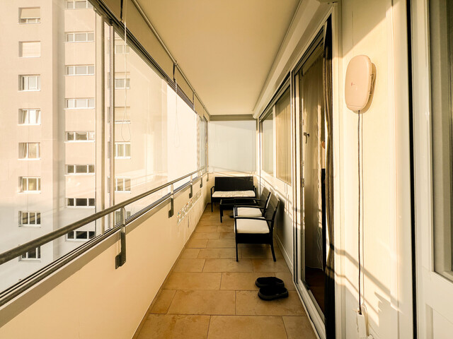 Modernisierte 3 1/2 Zimmerwohnung mit sonnigem Balkon