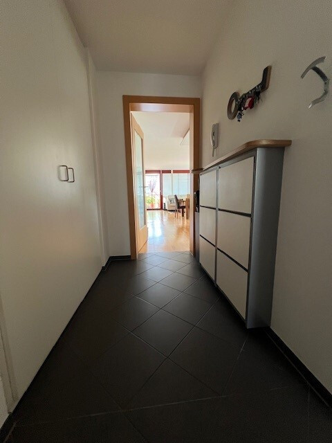 Sehr sonnige, ruhige und gepflegte 3-Zimmer-Wohnung im Dachgeschoss!