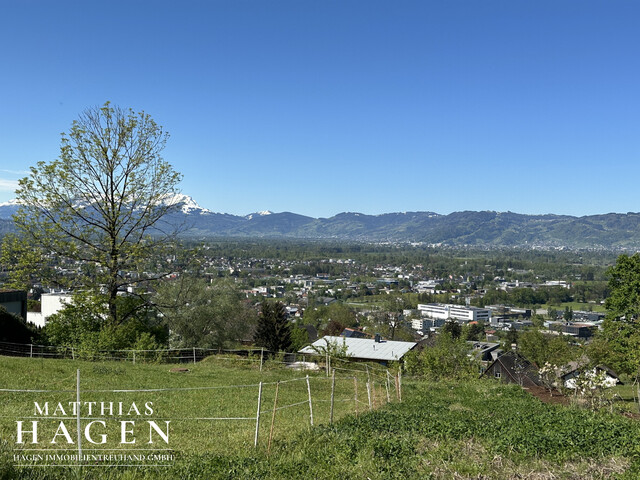 Bauen Sie Ihr Traumhaus mit Weitblick - Grundstück in Dornbirn Knie!