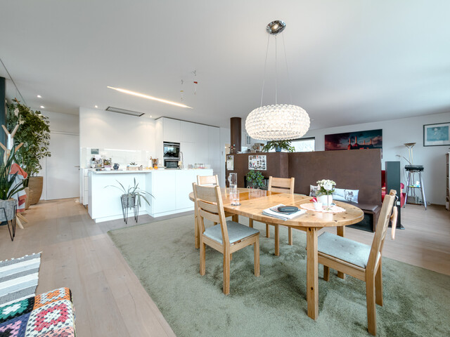 Exklusives Einfamilienhaus mit großzügigem Garten in ruhiger Lage von Koblach