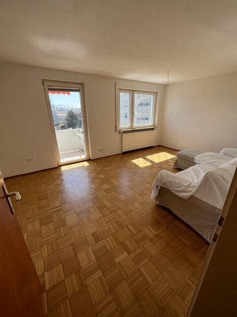 Geräumige 3-Zimmer-Wohnung mit Balkon in Seenähe
