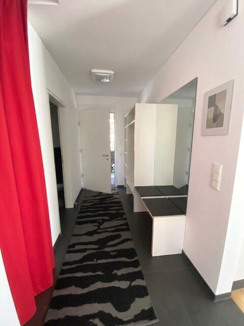 Exklusives Einfamilienhaus mit Garten, Terrassen und hochwertiger Ausstattung zu vermieten!