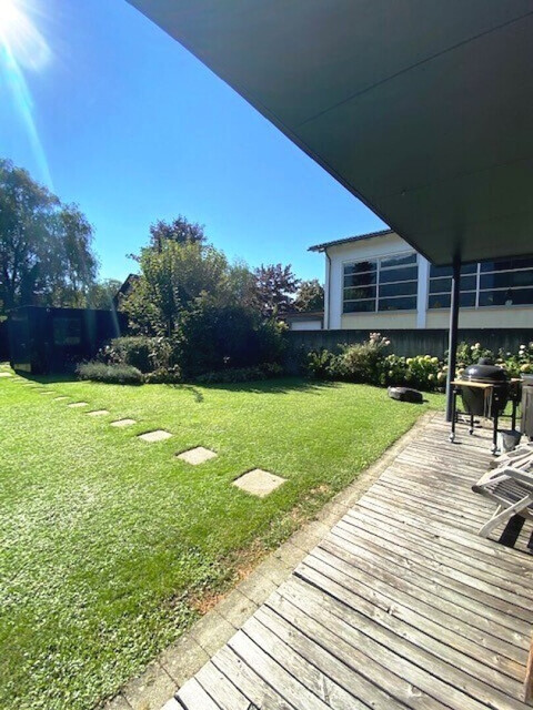 Exklusives Einfamilienhaus mit Garten, Terrassen und hochwertiger Ausstattung zu vermieten!