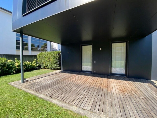 Exklusives Einfamilienhaus mit Garten, Terrassen und hochwertiger Ausstattung zu vermieten!