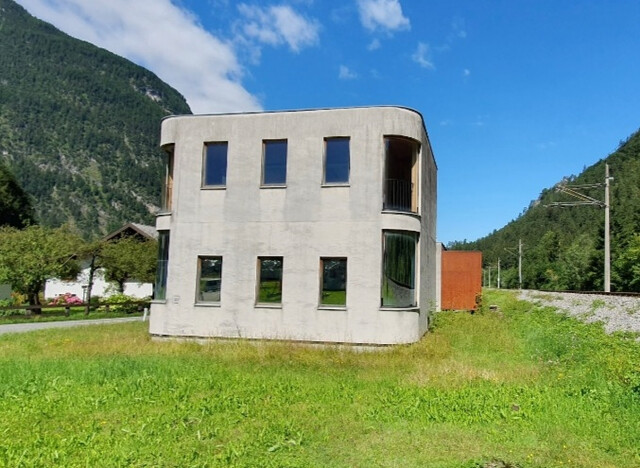 ANLEGEROBJEKT AM EINGANG INS SCHI-UND WANDERGEBIET MONTAFON!
