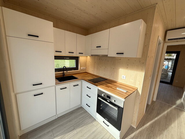 Neubau Einfamilienhaus mit Terrasse, Garten, Parkplatz  &  Extras in Toplage!