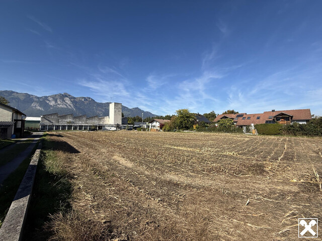 XXL Grundstück in attraktiver Lage!