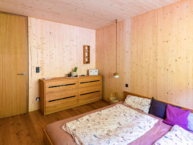 Langen bei Bregenz, Vollholz Reihenhaus - Baujahr 2020 - 6 Zimmer - Studio,  herrlicher Garten, 2 Carports, zu verkaufen