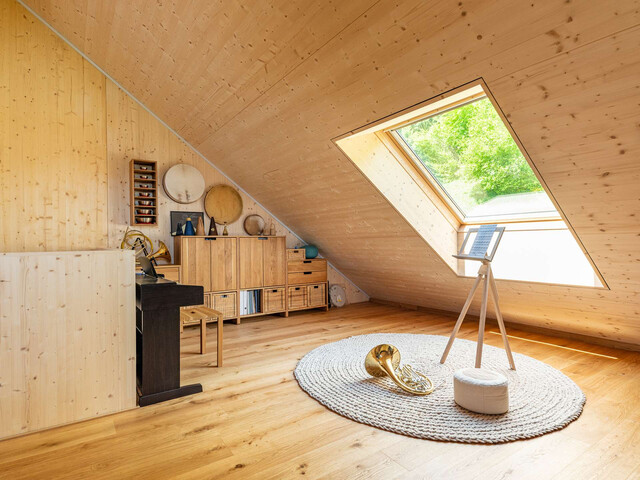 Langen bei Bregenz, Vollholz Reihenhaus - Baujahr 2020 - 6 Zimmer - Studio,  herrlicher Garten, 2 Carports, zu verkaufen