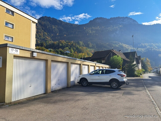 Schöne großzügige 4 Zimmer - Wohnung mit 2 Balkonen und Garage im Zentrum von Hohenems!