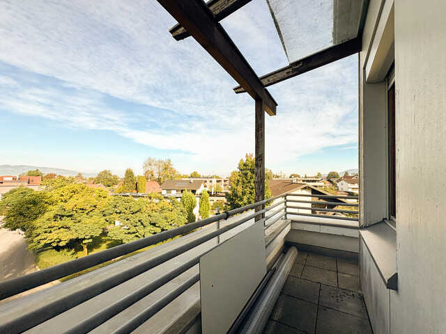 Attraktive & helle 2-Zimmerwohnung mit Balkon & Carport