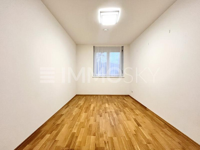 Exklusive 3-Zimmer-Wohnung inklusive Terrasse und Carport