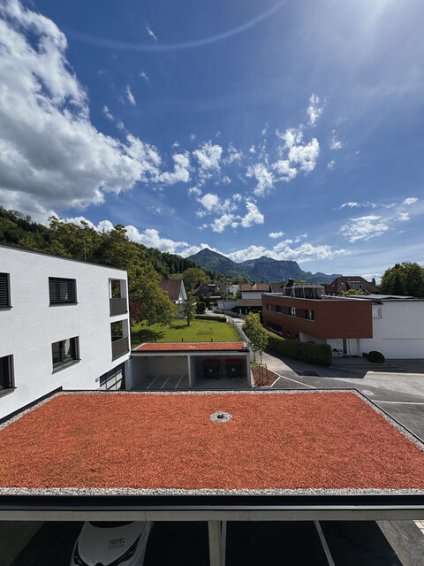 Wohnen mit Weitblick – tolle 4-Zi-Wohnung mit Terrasse