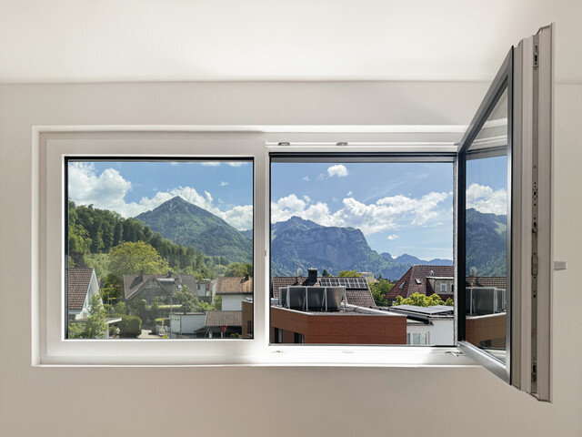 Wohnen mit Weitblick – tolle 4-Zi-Wohnung mit Terrasse