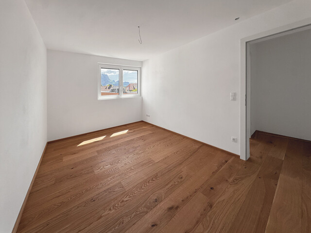 Wohnen mit Weitblick – tolle 4-Zi-Wohnung mit Terrasse