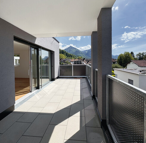 Wohnen mit Weitblick – tolle 4-Zi-Wohnung mit Terrasse