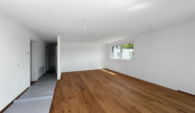 Wohnen mit Weitblick – tolle 4-Zi-Wohnung mit Terrasse
