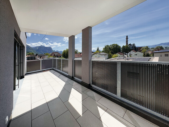 Wohnen mit Weitblick – tolle 4-Zi-Wohnung mit Terrasse