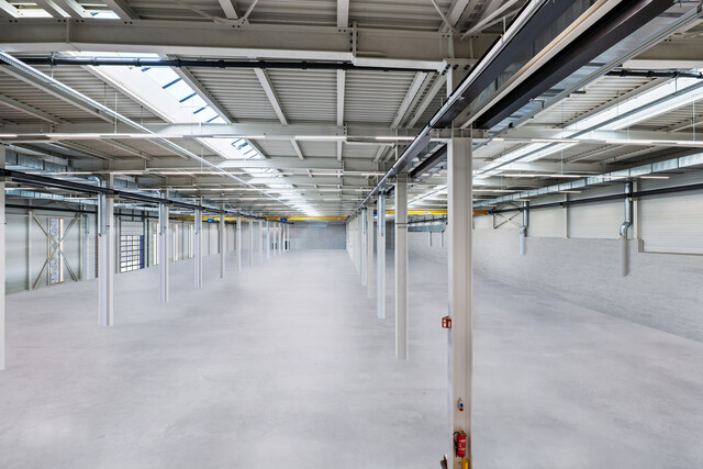 Top ausgestattete Produktions- und Lagerhalle mit bester Infrastruktur perfekt für produzierendes Gewerbe, Logistik oder Handel