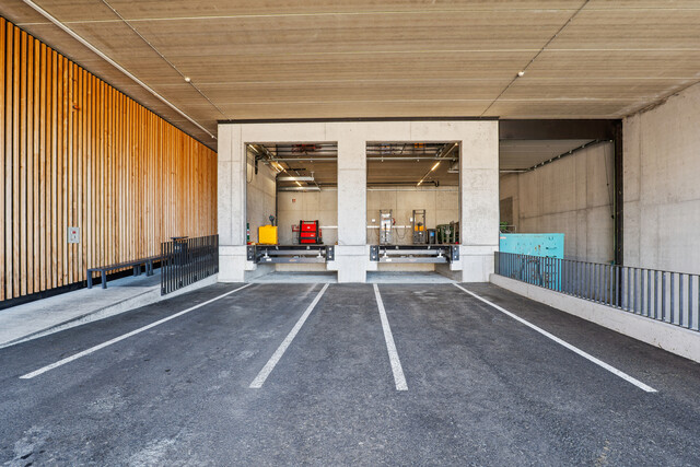 Top ausgestattete Produktions- und Lagerhalle mit bester Infrastruktur perfekt für produzierendes Gewerbe, Logistik oder Handel