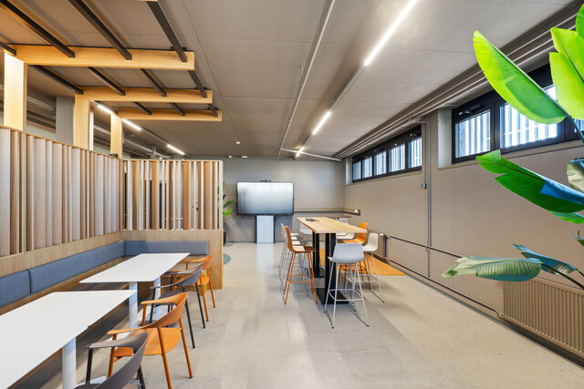 Top ausgestattete Produktions- und Lagerhalle mit bester Infrastruktur perfekt für produzierendes Gewerbe, Logistik oder Handel