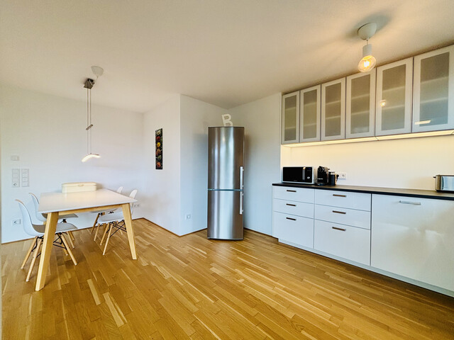 Ruhig und idyllisch: moderne 3-Zimmer-Dachgeschosswohnung zum Wohlfühlen