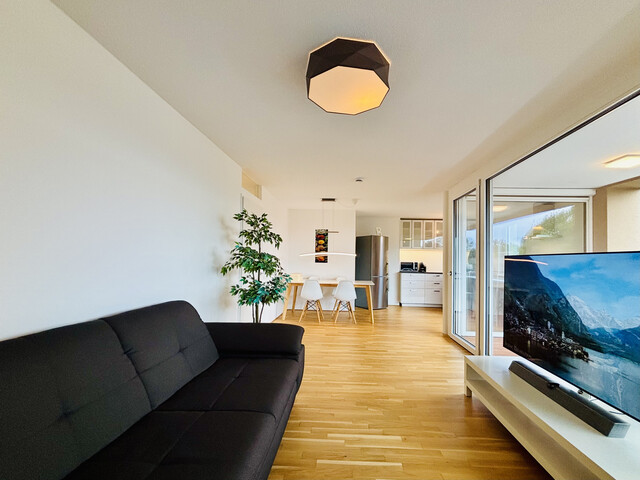 Ruhig und idyllisch: moderne 3-Zimmer-Dachgeschosswohnung zum Wohlfühlen