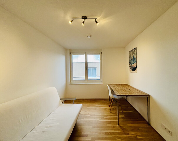 Ruhig und idyllisch: moderne 3-Zimmer-Dachgeschosswohnung zum Wohlfühlen