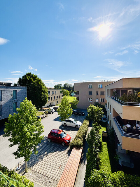 Ruhig und idyllisch: moderne 3-Zimmer-Dachgeschosswohnung zum Wohlfühlen