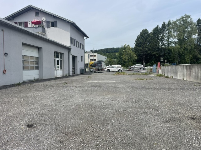 Werkstatt mit Büro und großem Außenlagerfläche zu Vermieten