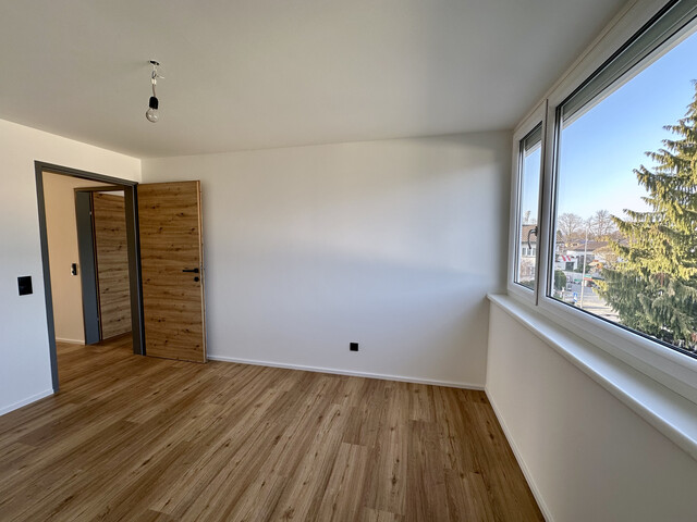 ohne Provision - 1. Bezug nach Renovierung 3 Zimmer mit Terrasse