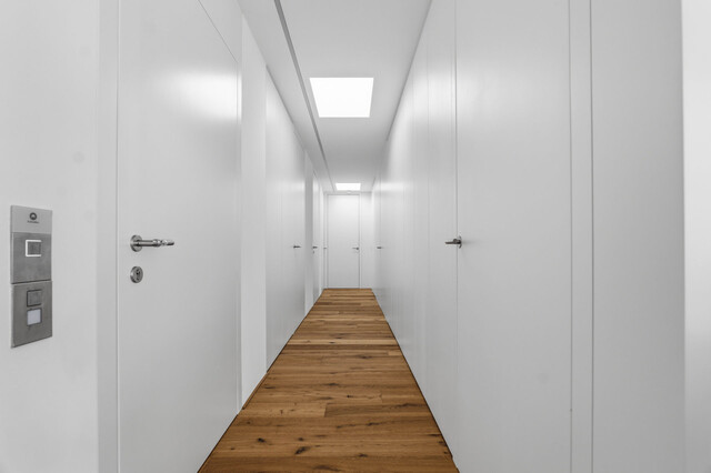 Stilvolle Penthousewohnung mit privatem Lift, großzügiger Dachterrasse und beeindruckender Bergkulisse!