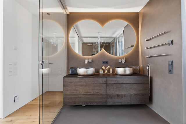 Stilvolle Penthousewohnung mit privatem Lift, großzügiger Dachterrasse und beeindruckender Bergkulisse!