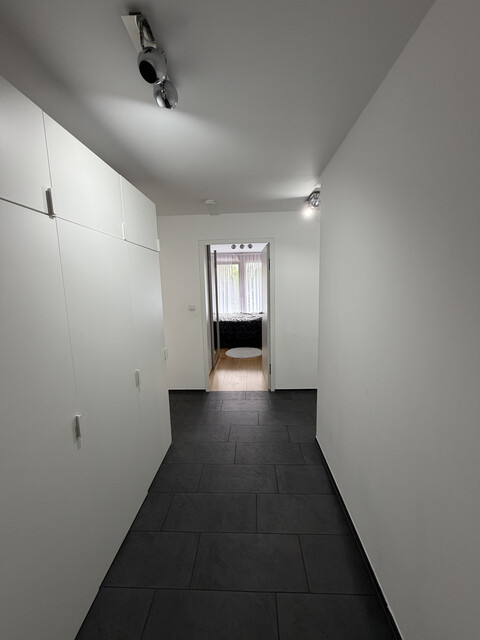 Wohnen mit Stil: Exklusive 4-Zimmer-Wohnung mit traumhaftem 117 m² Privatgarten