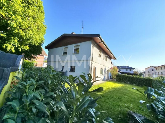 Attraktives Zweifamilienhaus in Top-Lage in Altach