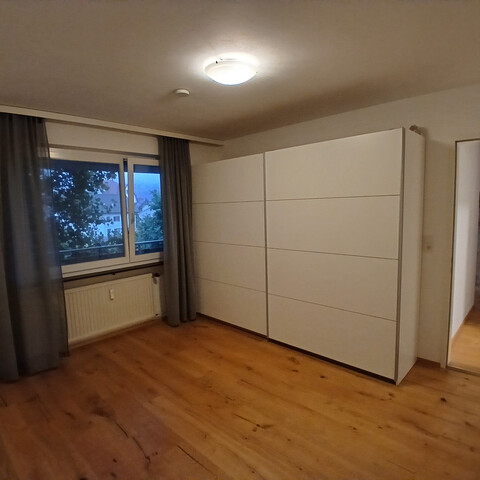 Renovierte 2-Zimmer-Wohnung mit Balkon in Top-Lage!