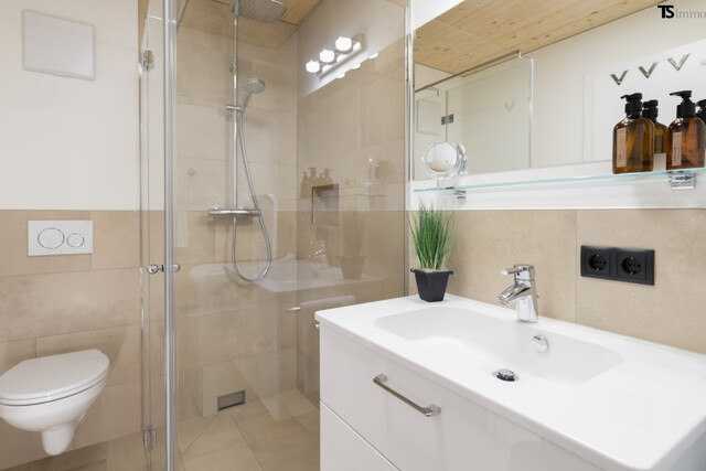 Bregenz: Langen bei Bregenz: Top 11: Gemütlich & modern vereint: 2-Zimmer 50 m2 mit Balkon