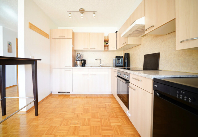 VERKAUFT - Zwischen Bergwelt und Stadt - Dachgeschosswohnung mit Weitblick