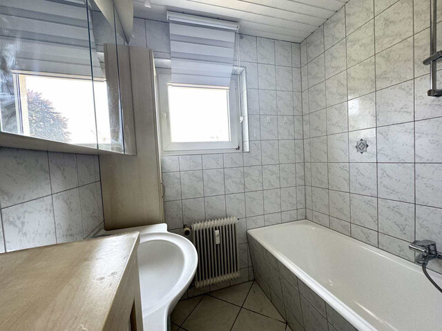 Großzügige 4-Zimmerwohnung mit Balkon