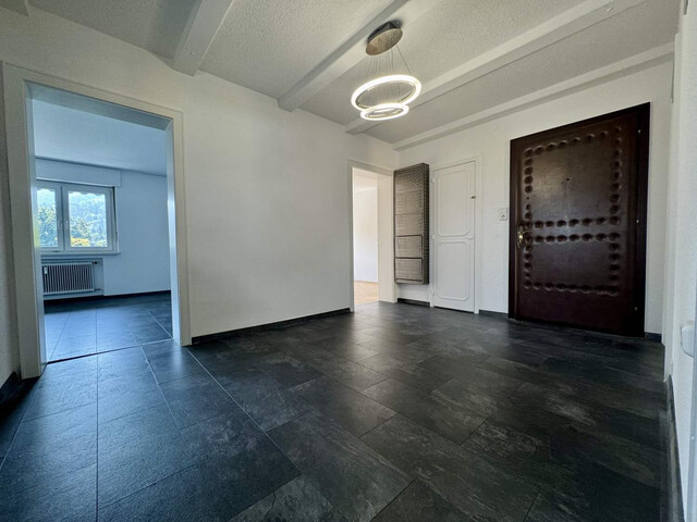 Großzügige 4-Zimmerwohnung mit Balkon