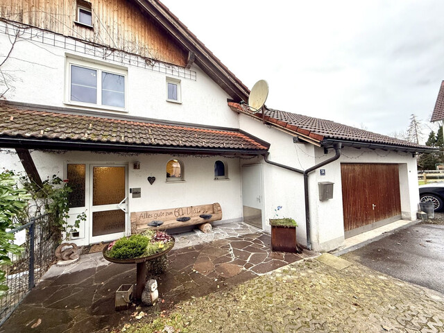 Charmantes Einfamilienhaus mit Garten und Garage in Hörbranz