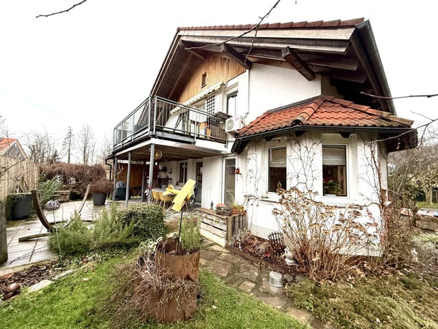 Charmantes Einfamilienhaus mit Garten und Garage in Hörbranz