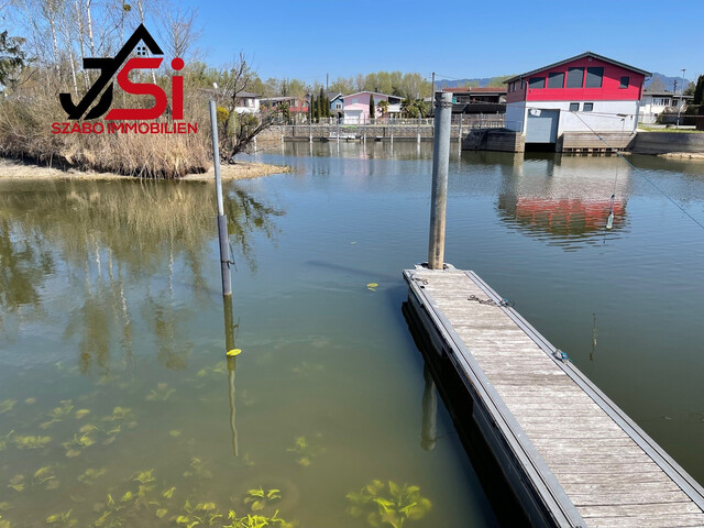 Exklusives Ferienhaus in erster Reihe direkt am Bodensee zu verkaufen!