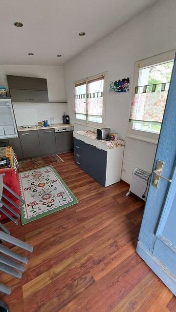 Exklusives Ferienhaus in erster Reihe direkt am Bodensee zu verkaufen!