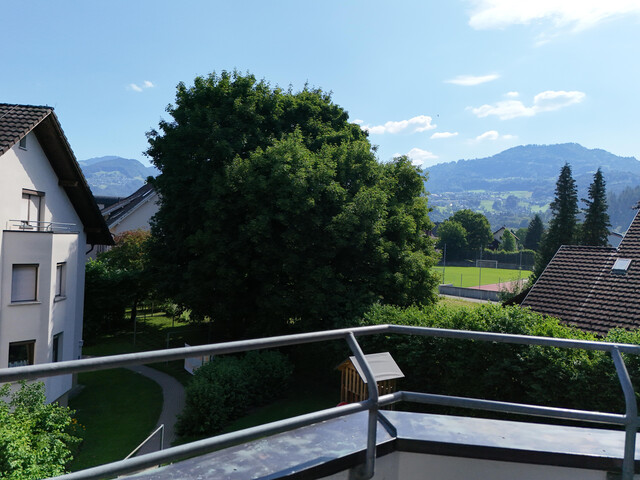 Rankweil …ruhig, mitten im Dorf, gemütlich und ein wunderschöner Ausblick…