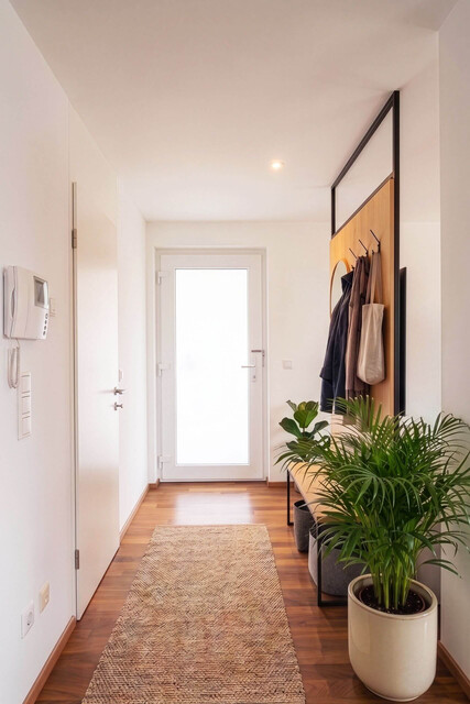 Sonnige 3-Zimmer-Dachgeschosswohnung mit Balkon, Wintergarten & Carport in Götzis