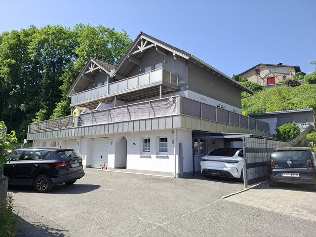 Schöne Doppelhaushälfte mit Einliegerwohnung in Frastanz 