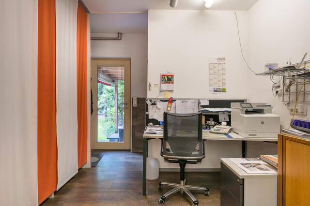 Geschäftslokal in sehr guter Werbelage  zu vermieten