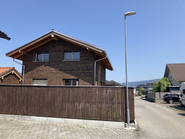 Neues Einfamilienhaus, 3 Schlafzimmer, Garten, Hard